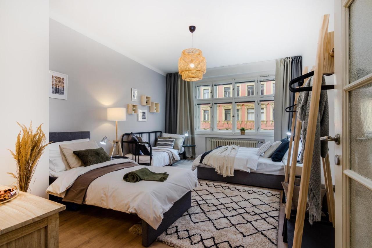 Apt In Prague Charles Bridge 1Km By Michal&Friends Praga Exterior foto